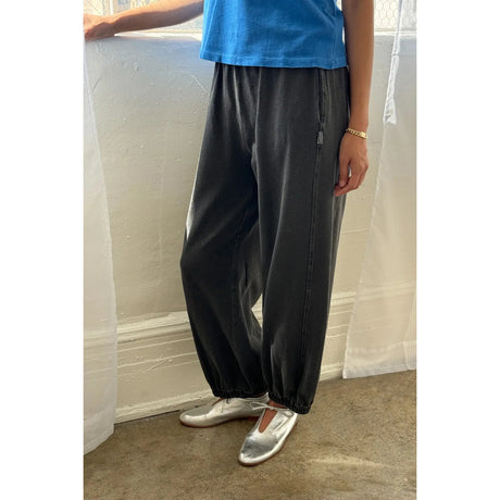 Le Bon Shoppe - Balloon pants - Almost Black | Scout & Co