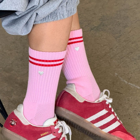 Le Bon Shoppe - Embroidered boyfriend socks - Heart Amour Pink | Scout & Co