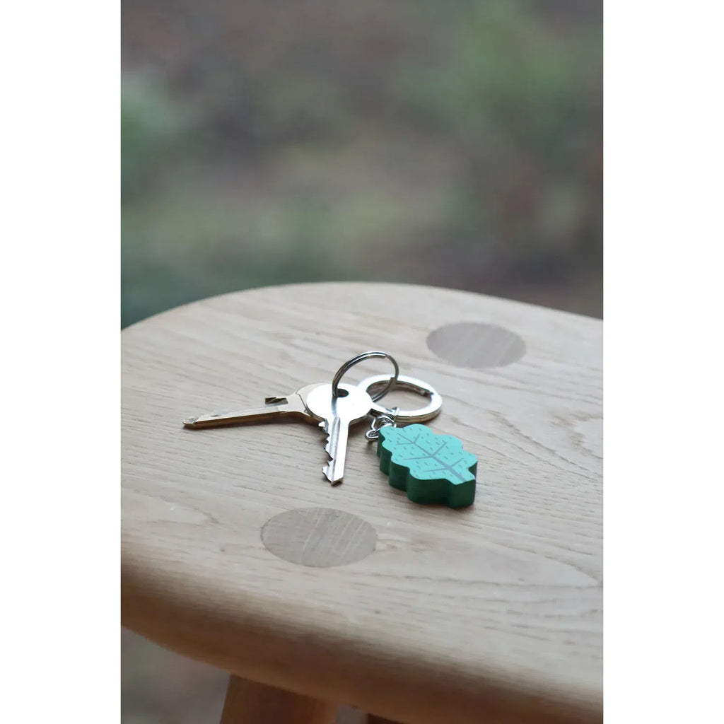 Donna Wilson - Leaf keyring | Scout & Co