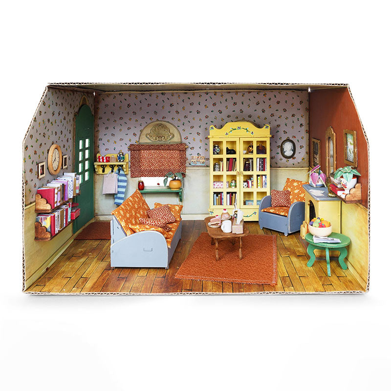 Sam & Julia: The Mouse Mansion - Cardboard room - Living Room | Scout & Co