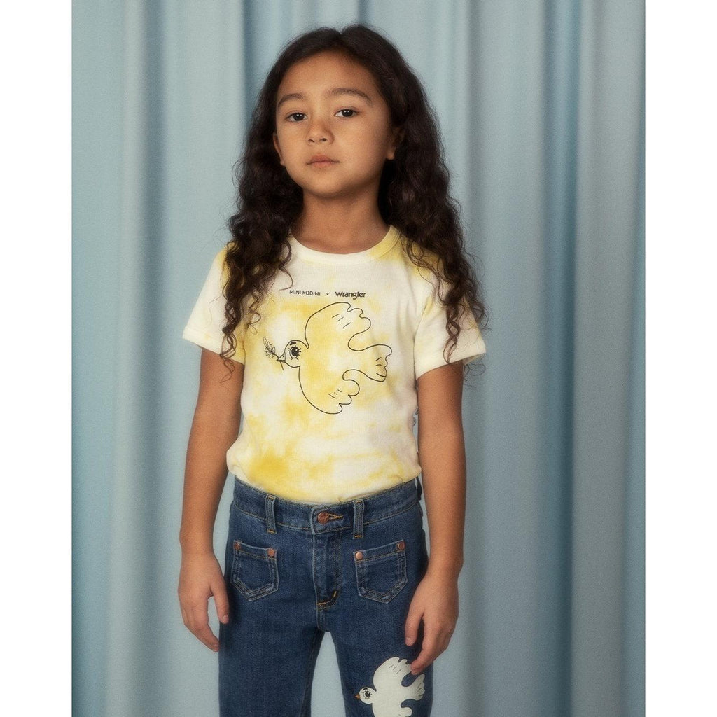 Mini Rodini x Wrangler - Peace Dove tie-dye T-shirt - yellow | Scout & Co