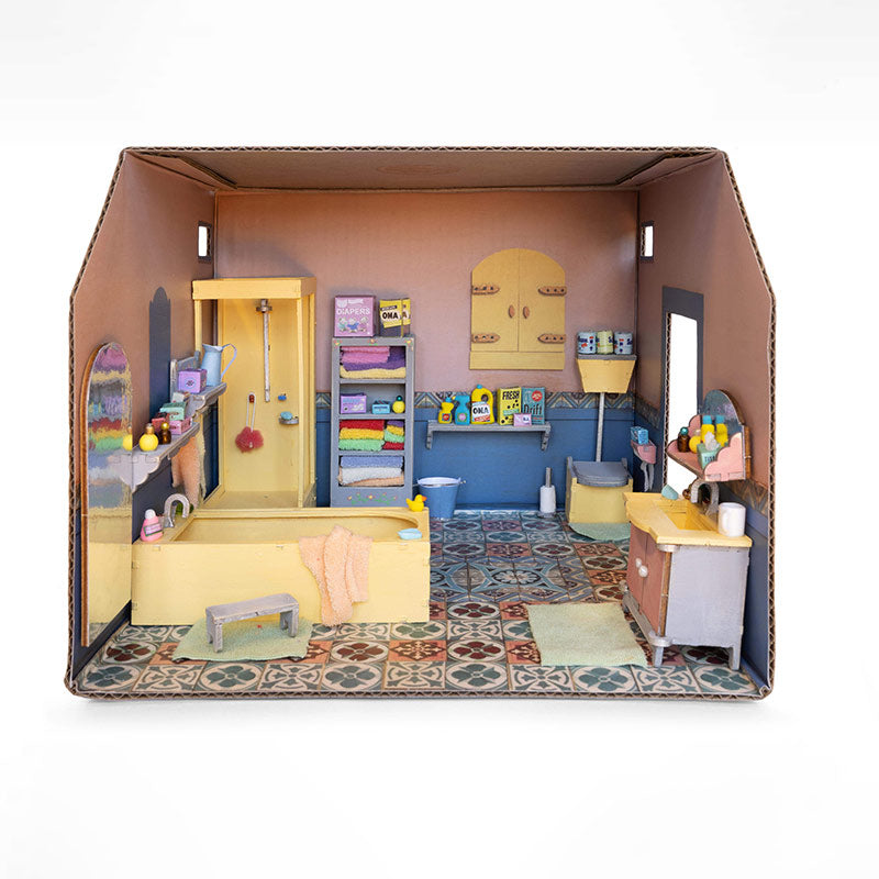 Sam & Julia: The Mouse Mansion - Cardboard room - Bathroom | Scout & Co