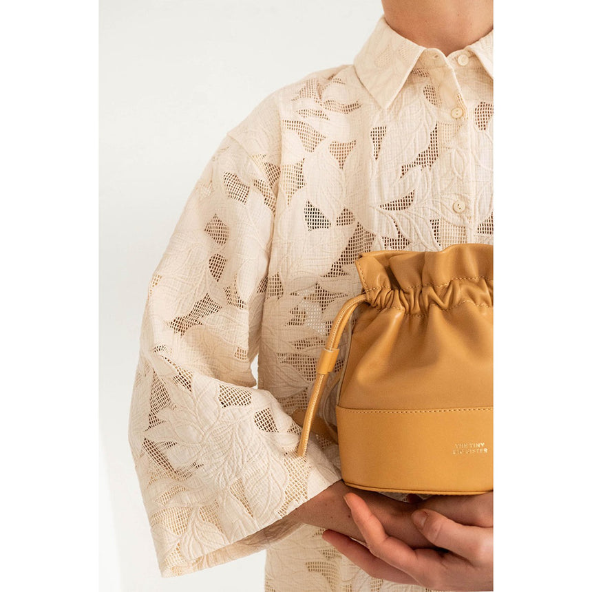 The Tiny Big Sister - Guipure shirt - light cream | Scout & Co