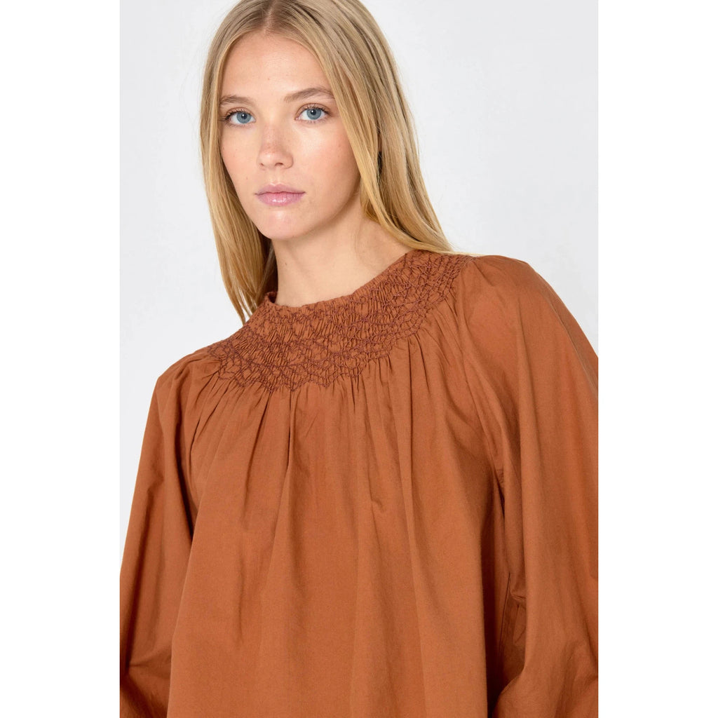 The Tiny Big Sister - Smocked blouse - brown | Scout & Co