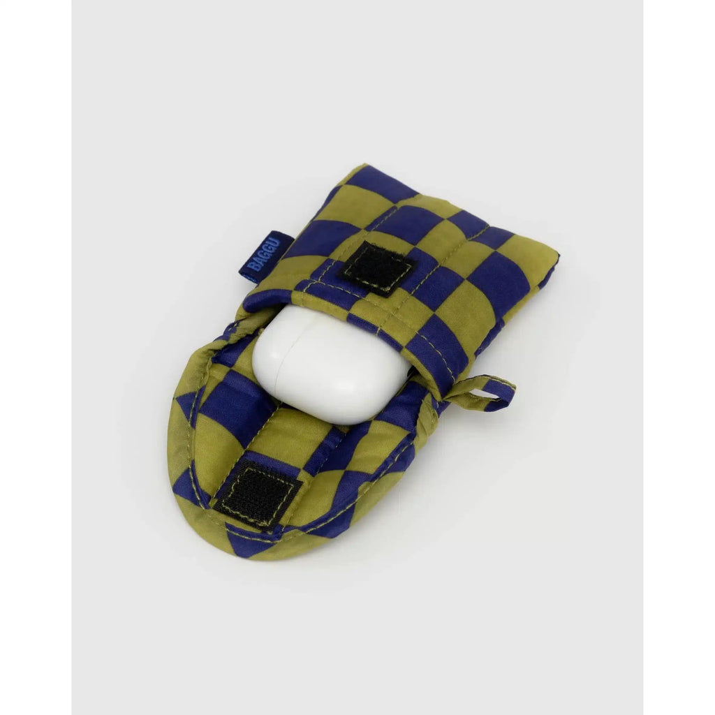 Baggu - Puffy earbuds case - Pear Navy Check | Scout & Co