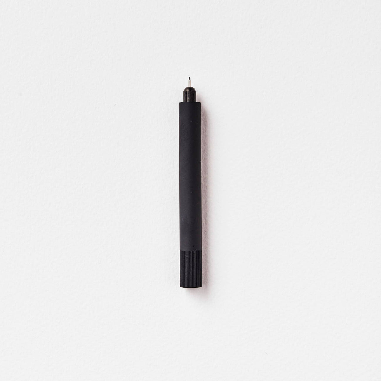 Tom's Studio - Lumos Mini refillable pen - Matte Midnight | Scout & Co