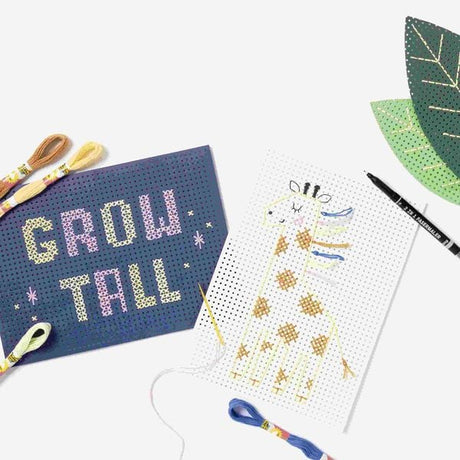 Folia - Embroidery board 25-piece DIY kit | Scout & Co