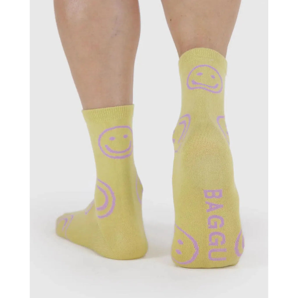 Baggu - Adult crew socks - Straw Happy | Scout & Co