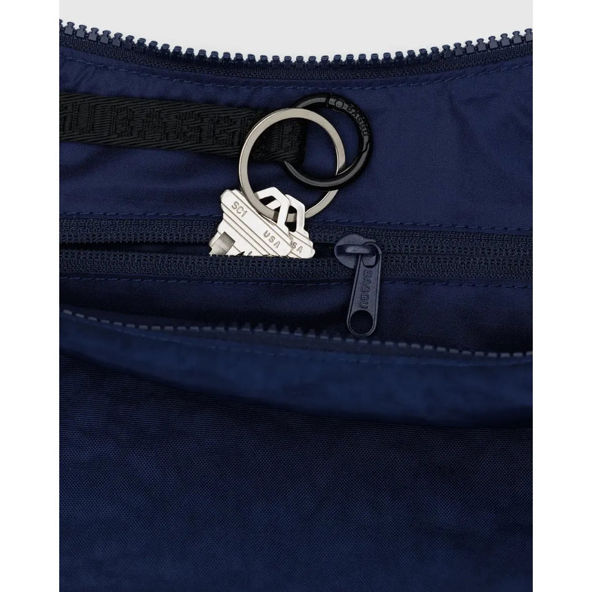 Baggu - Medium Nylon Crescent bag - Navy | Scout & Co
