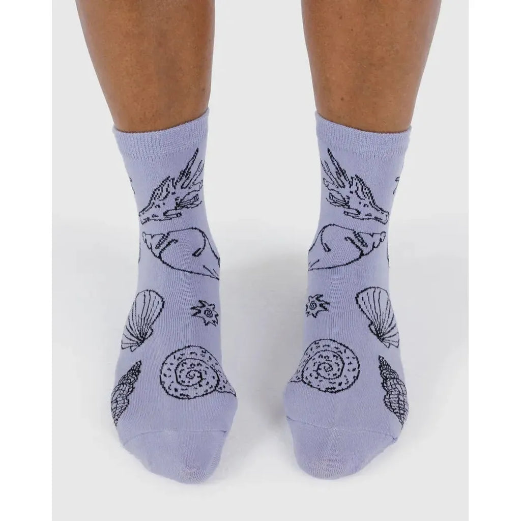 Baggu - Adult crew socks - Shells Light Blue | Scout & Co