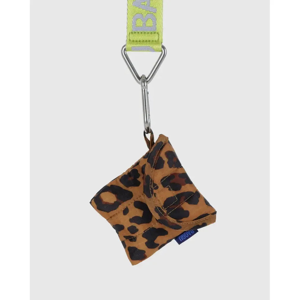 Baggu - Puffy earbuds case - Leopard | Scout & Co
