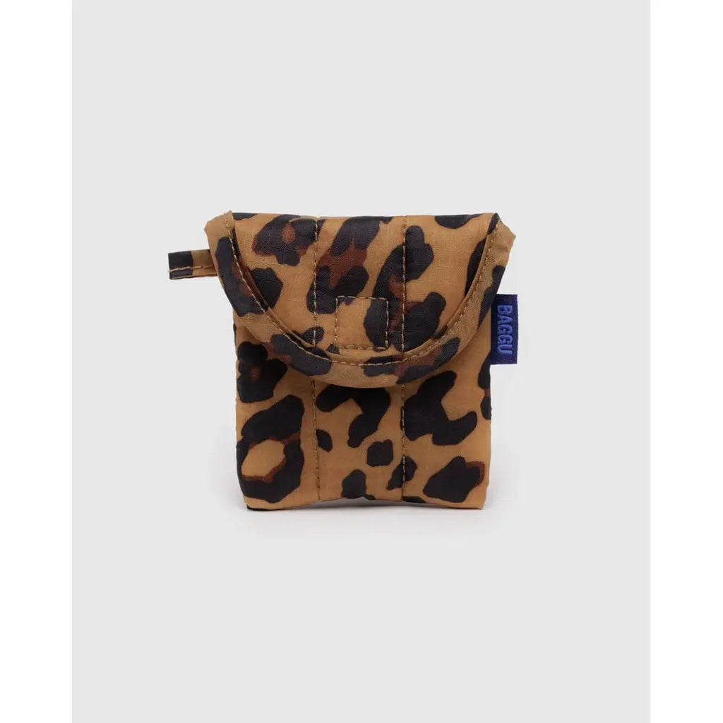 Baggu - Puffy earbuds case - Leopard | Scout & Co