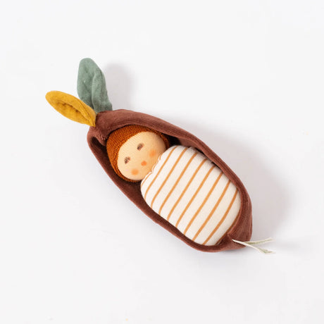 Nanchen - Oak baby in bark bed - stripes | Scout & Co