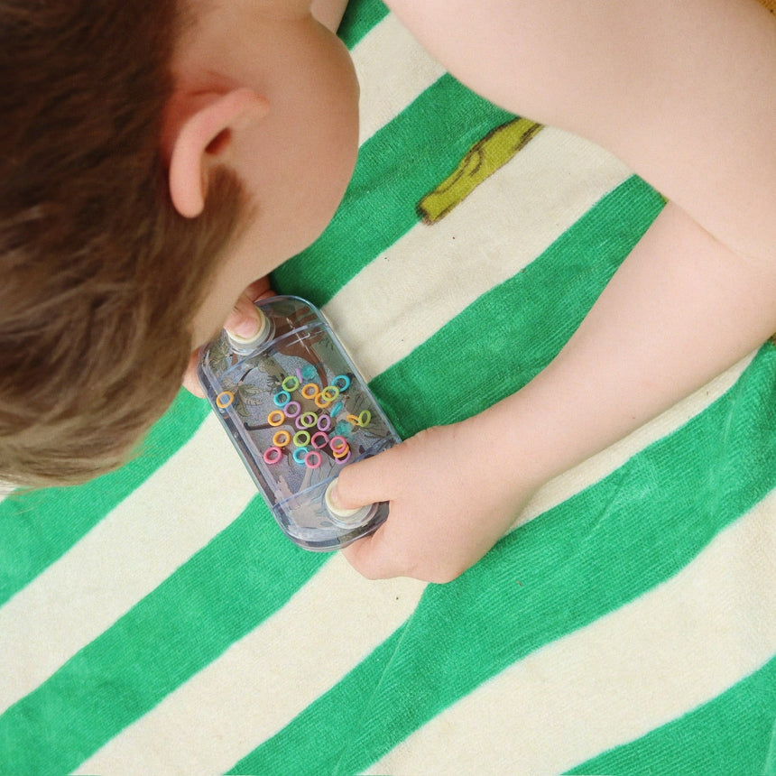 Konges Sløjd - Water ring toss game - Dinosaur | Scout & Co