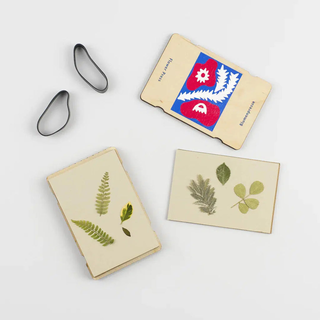 Studio Wald - Pocket flower press - Poppy | Scout & Co