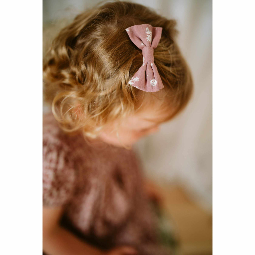 Little Cotton Clothes - Small hair bow - Speckled floral in rose | Scout & Co