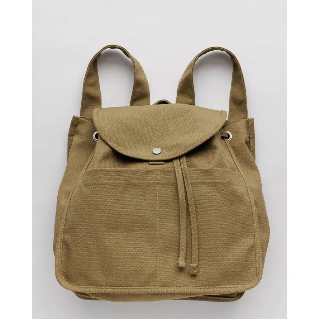 Baggu – Drawstring backpack - Dark Khaki | Scout & Co