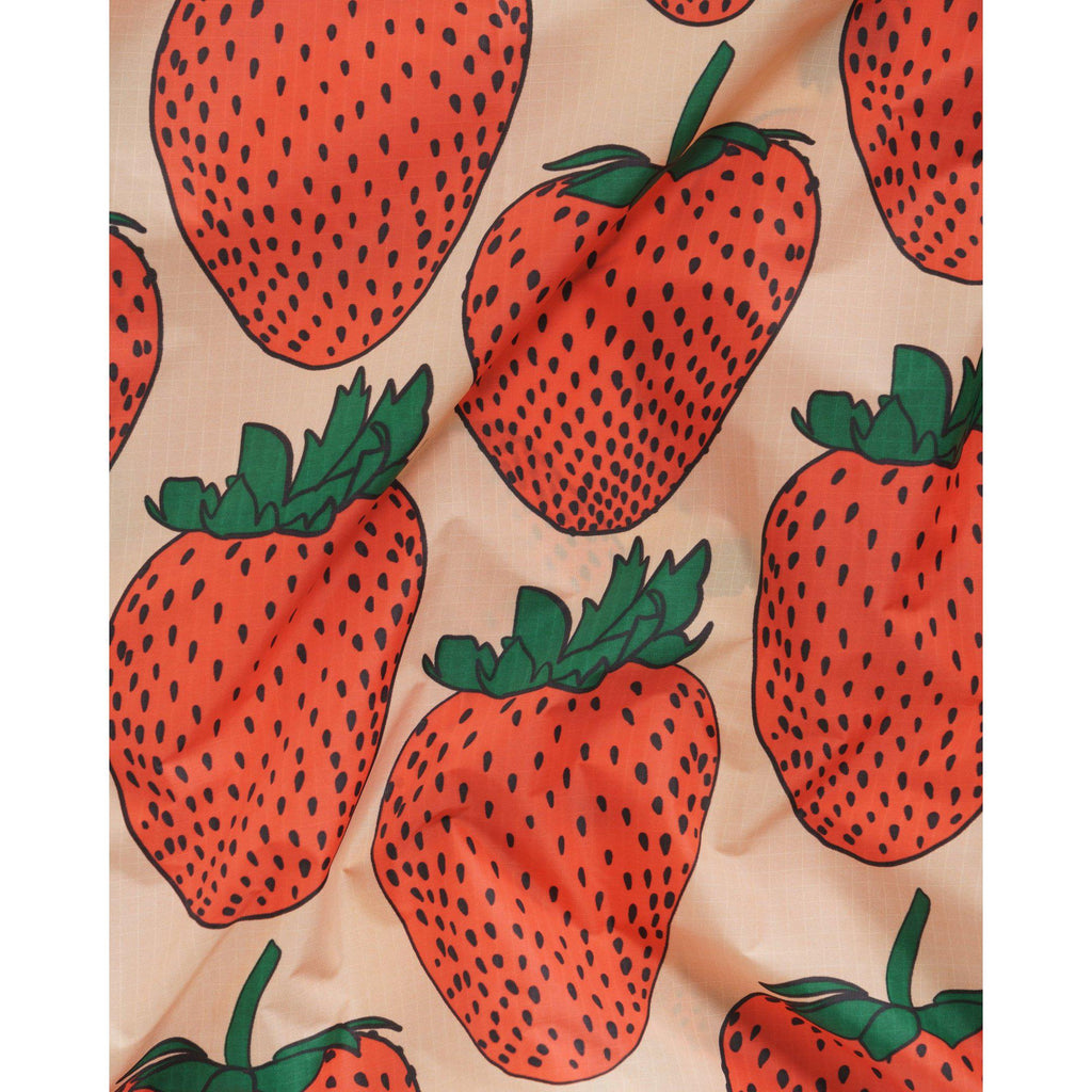 Baggu – Standard Baggu reusable bag - Strawberry | Scout & Co