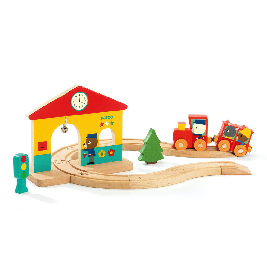 Djeco - Minitrain wooden play set | Scout & Co