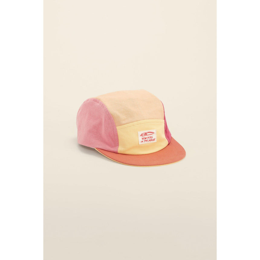 New Kids In The House - Calvin cap - Colourblock Cherry | Scout & Co
