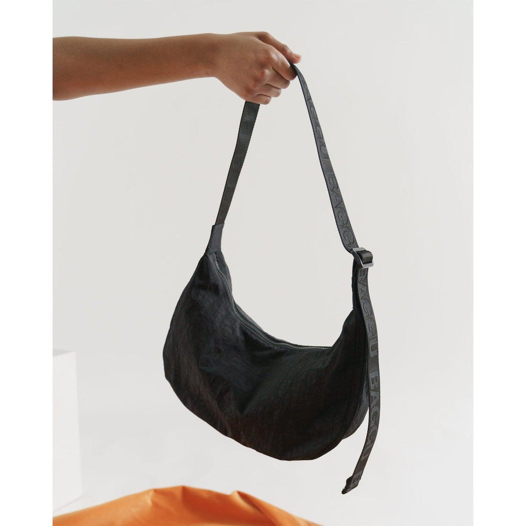 Baggu – Medium Nylon Crescent bag - Black | Scout & Co